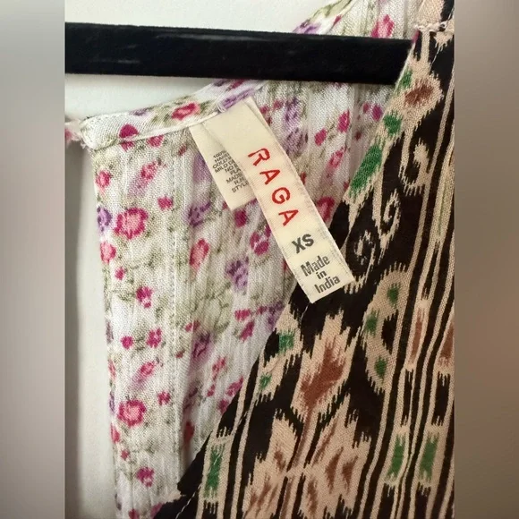 Anthropologie RAGA Ditsy Floral Lightweight Boho Romper Jumpsuit with Tie - Picture 12 of 17